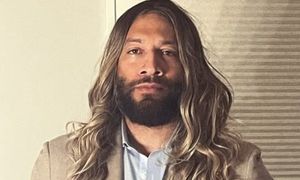 Kandyduje do Senatu w USA, był w NBA. Chce grać z kobietami. "Kobieca era"