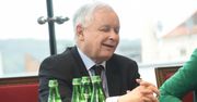 Ponad tysiąc złotych i 10 punktów. W jednym z aut Jarosław Kaczyński!