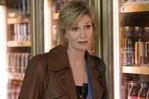 ''Angel From Hell'': Sitcom Jane Lynch później niż zapowiadano