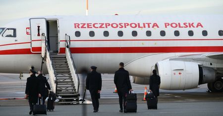 Sejm wyda miliony złotych na zagraniczne loty posłów. Kancelaria rozstrzygnęła przetarg