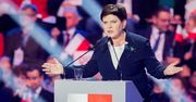 Warszawa. Nocna akcja z tęczowymi flagami. Beata Szydło o "profanacji figury Chrystusa"