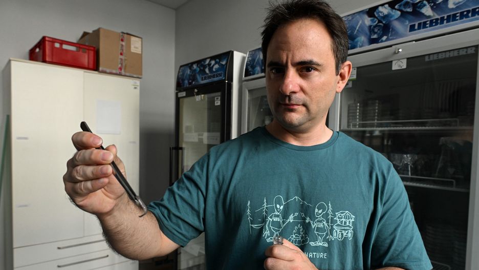 Romain Gastineau w zespole, który odkrył nowy gatunek płazińca