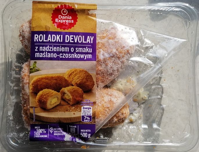 Salmonella w roladkach z kurczaka. GIS wycofał z Biedronki partię produktu 