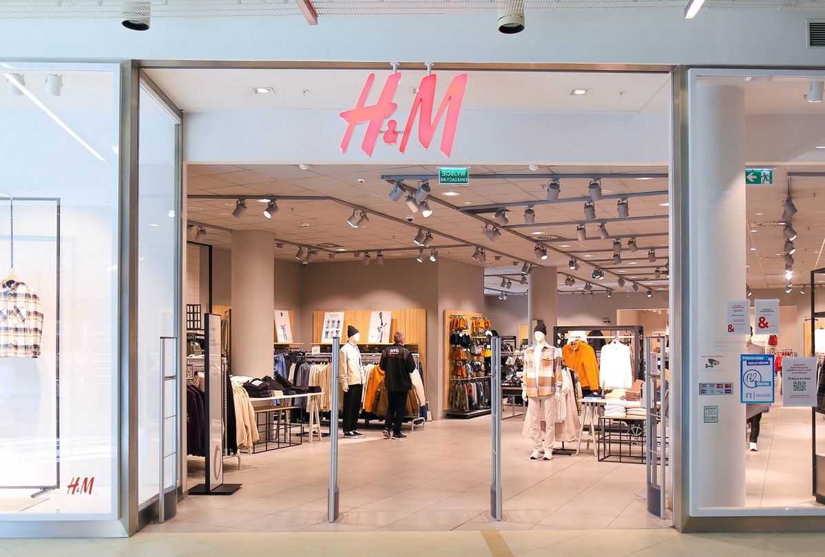 Słynne centrum handlowe w Warszawie bez H&M. Marka znika po dwóch dekadach