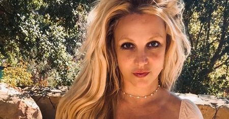 Britney Spears korzysta z wolności na Hawajach. Wspomina też czasy zniewolenia