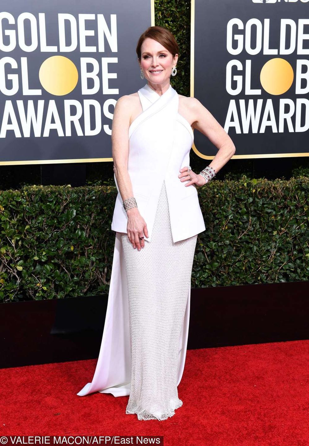 Julianne Moore – Złote Globy 2019, kreacja: Givenchy