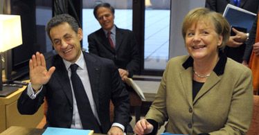 Niecodzienne spotkanie Sarkozego i Merkel