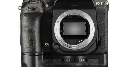 Wyciekły zdjęcia aparatu, na który czekamy od lat. Tak ma wyglądać pełnoklatkowy Pentax K-1