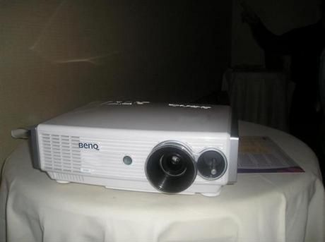 Projektor Benq W500