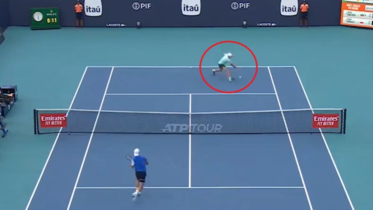 Zdjęcie okładkowe artykułu: Twitter / Tennis TV / Hubert Hurkacz w meczu z Grigorem Dimitrowem