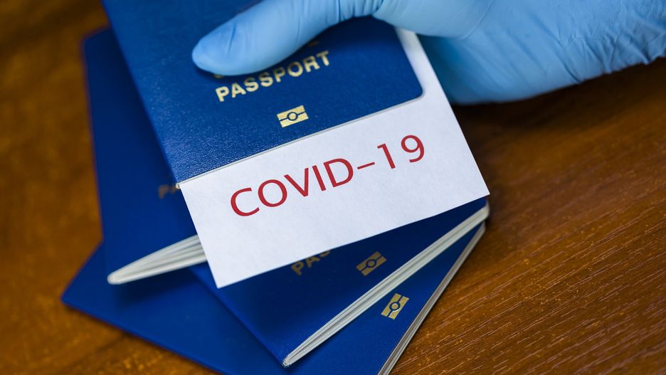 Coraz więcej państw rozważa wprowadzenie paszportów dla zaszczepionych