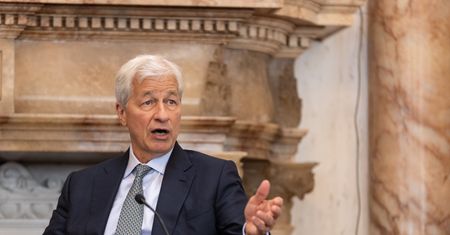 "Przegrywacie". Prezes wielkiego banku ostrzega Europę