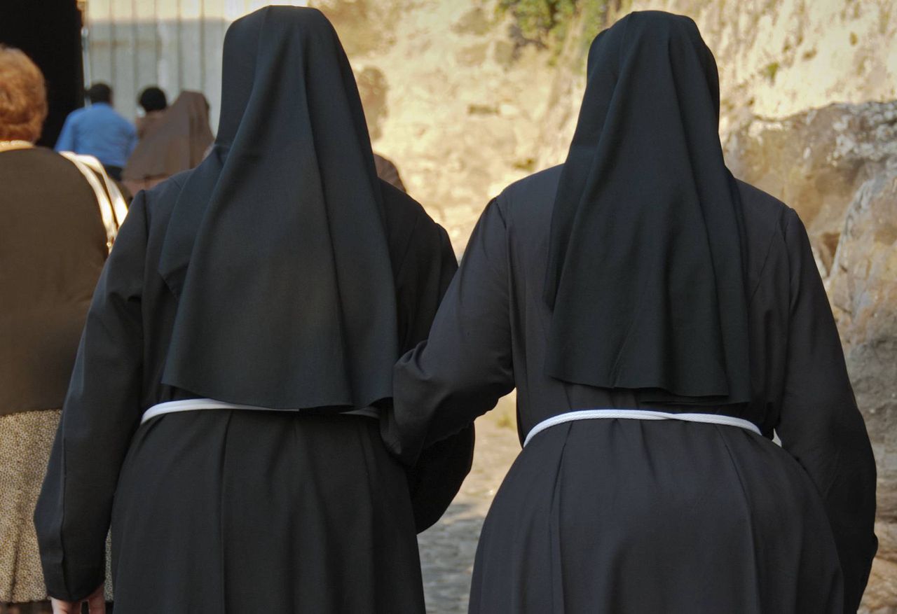 Dlaczego zakonnice noszą welony?