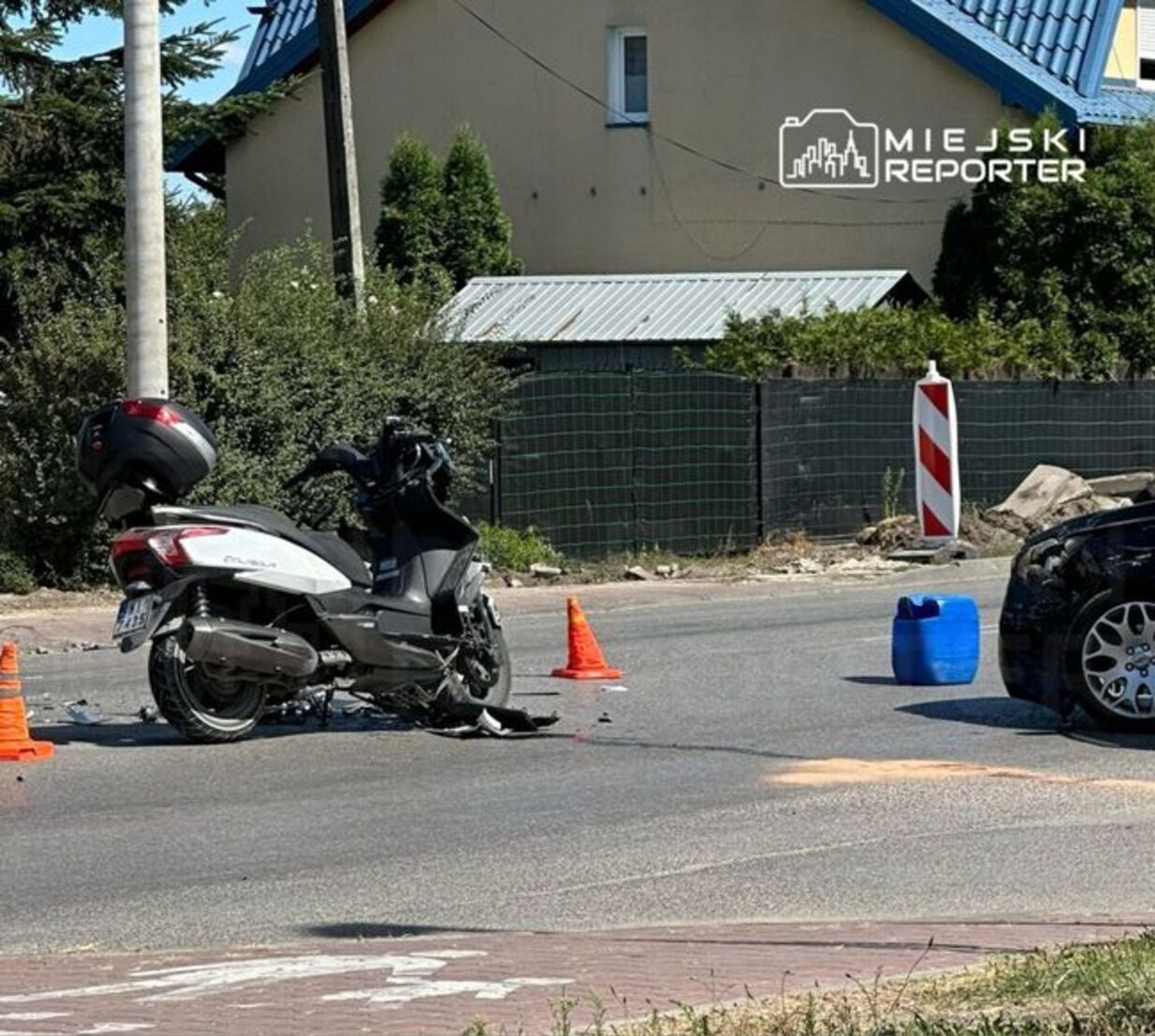 Zielonki-Parcela: Wypadek na DW580. Motocyklista w szpitalu