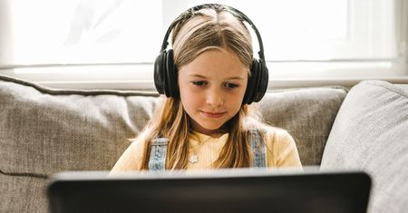 Dzień Bezpiecznego Internetu 2022. Niespodzianka od WP Pilot i Da Vinci