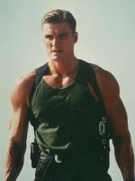 Van Damme odrzucił rolę w filmie Stallone'a, Lundgren nie 2