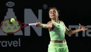 Paolini podniosła się po 0:6. Przekonujący triumf rywalki Fręch