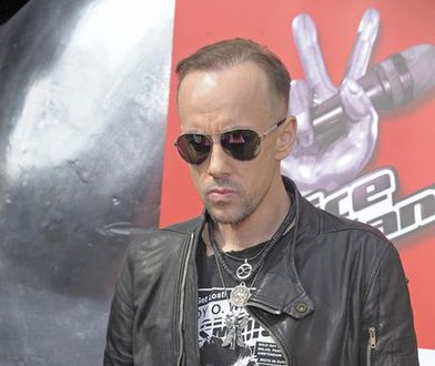 Oburzony ksiądz atakuje: "Telewizja Polska "ordynarnie promuje satanistę"!