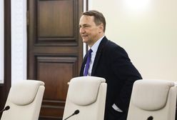 Deportacja polskich obywateli z USA. Sikorski skomentował krótko