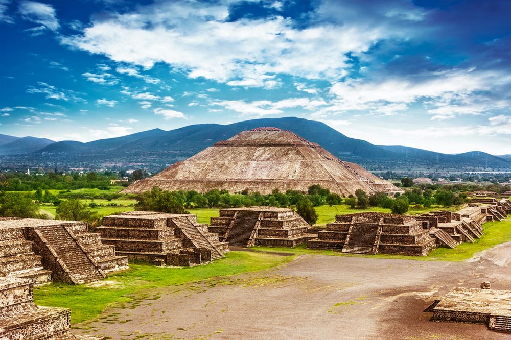 Meksyk. Archeologowie odkrywają w Teotihuacan tajemniczą komnatę i tunel do królestwa podziemi