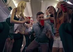 Awantury w samolocie - tak piją Polacy