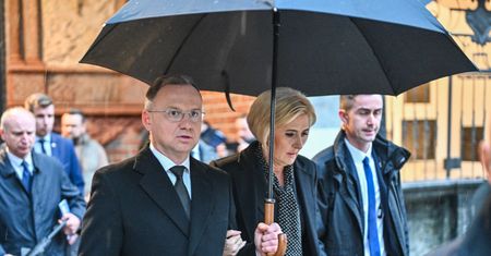 Para prezydencka złożyła kondolencje Bronisławowi Komorowskiemu