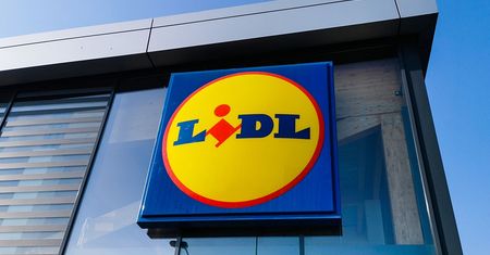 Ruszyła letnia wyprzedaż w Lidlu. Nawet 70 proc. taniej
