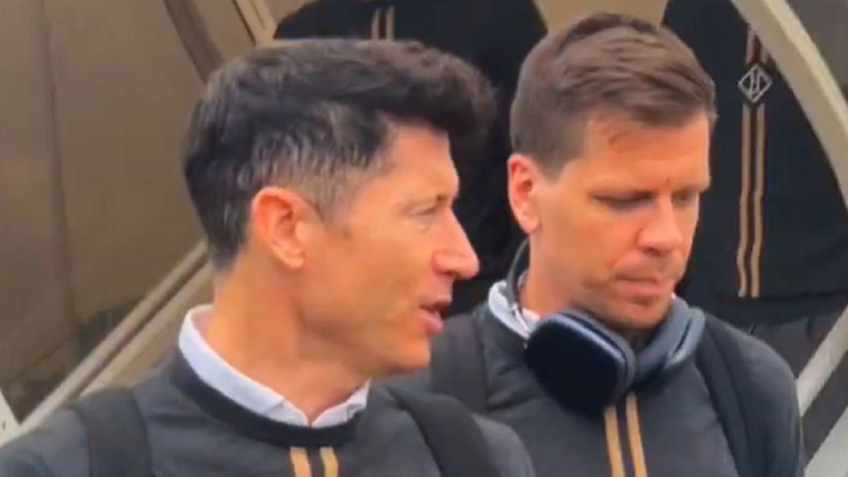 Twitter / FC Barcelona / Na zdjęciu: Robert Lewandowski i Wojciech Szczęsny