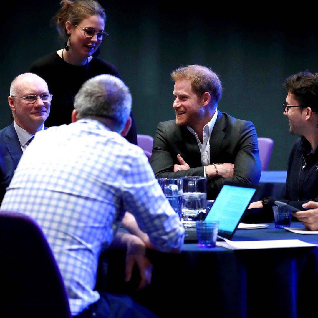 Książę Harry na konferencji w Szkocji