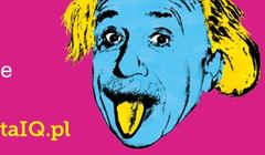 Pop-artowy Einstein reklamuje karty IQ w Deutsche Banku
