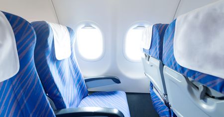 Nowy układ siedzeń w samolocie wzbudza przerażenie wśród pasażerów