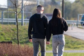 Tak teraz szukają miłości. "Shrekowanie" staje się coraz popularniejsze