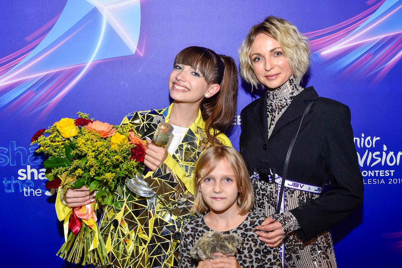 Ania Wyszkoni z córką i Viki Gabor – Eurowizja Junior 2019