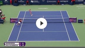 WTA, Montreal: Radwańska - Pawluczenkowa: firmowa akcja Polki
