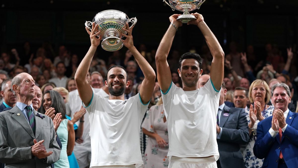 Zdjęcie okładkowe artykułu: PAP/EPA / NIC BOTHMA / Na zdjęciu: Juan Sebastian Cabal i Robert Farah, mistrzowie Wimbledonu 2019 w grze podwójnej mężczyzn