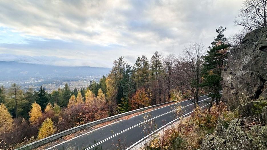 Zakręt Śmierci w Szklarskiej Porębie - czy powstanie tam ścieżka w koronie drzew?