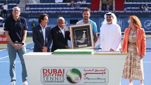 Uroczyste pożegnanie Stana Wawrinki. Porażki wysoko rozstawionych