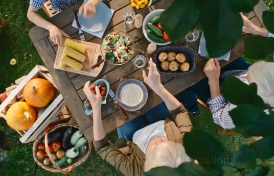 Polacy przekonują się do zamienników mięsa
