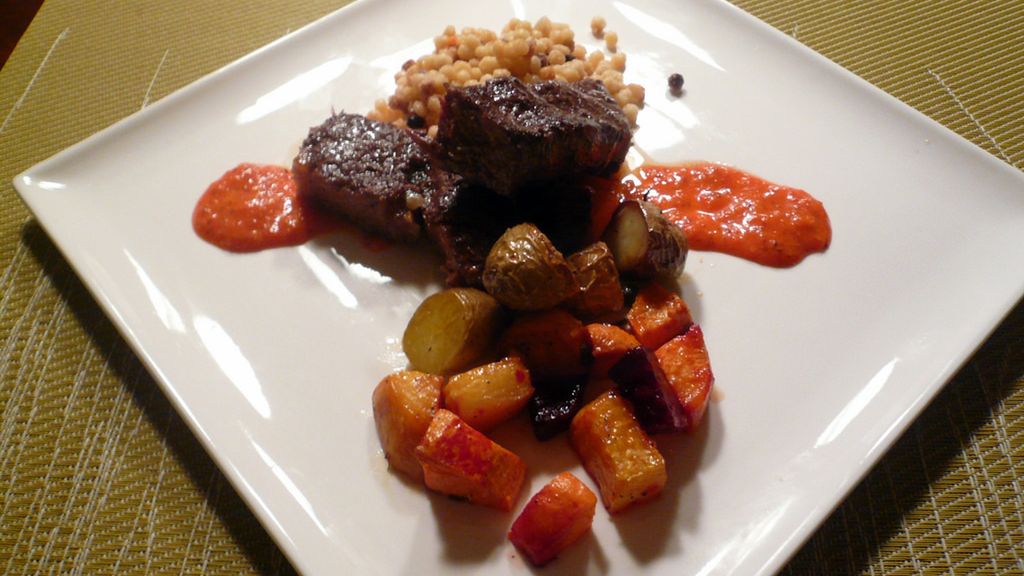 Pieczona polędwiczka wołowa (mięso i tłuszcz, I klasa mięsa)