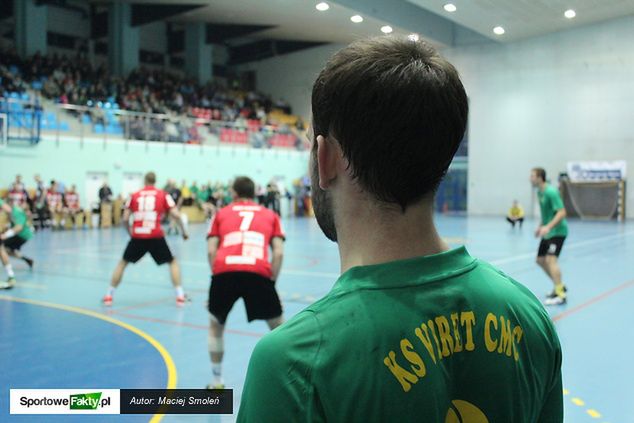 Kaliszanie, szczególnie w pierwszej połowie, pokazali niezłą defensywę. Jednak na skrzydła Viretu "za mało".