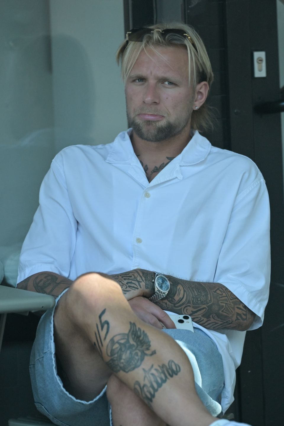 Tymoteusz Puchacz z partnerką na mieście
