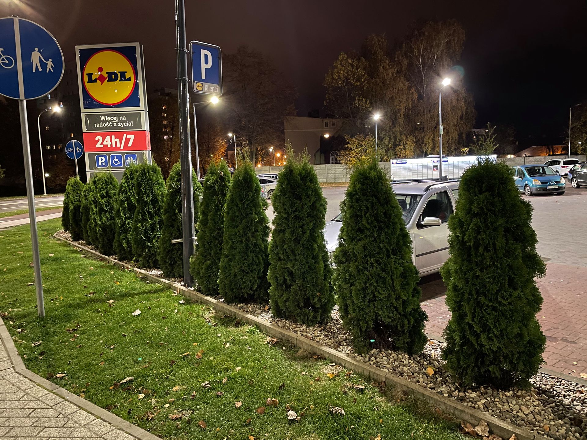 Dobry iPhone w "dobrej" cenie. iPhone 12: test 10