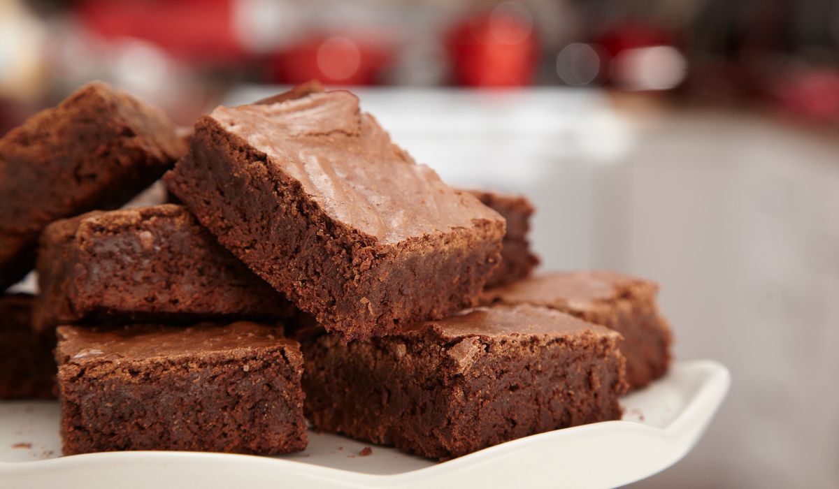 Brownie to jeden z najpopularniejszych deserów - Pyszności; Foto Canva.com