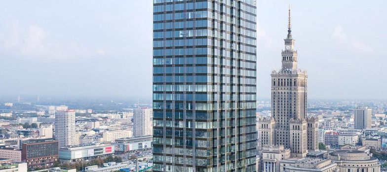 Pierwszy luksusowy wieżowiec mieszkalny w Polsce - Cosmopolitan przy Twardej w Warszawie.