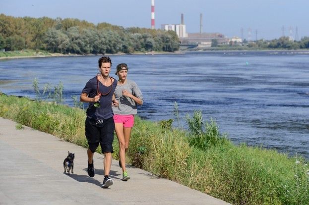 Anja Rubik uprawia jogging w Warszawie - zobaczcie gdzie!