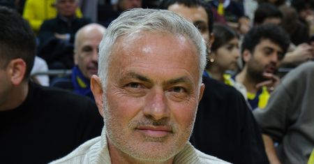 Taki maluch rozbroił Jose Mourinho. Zabrał piłkarzom trenera!