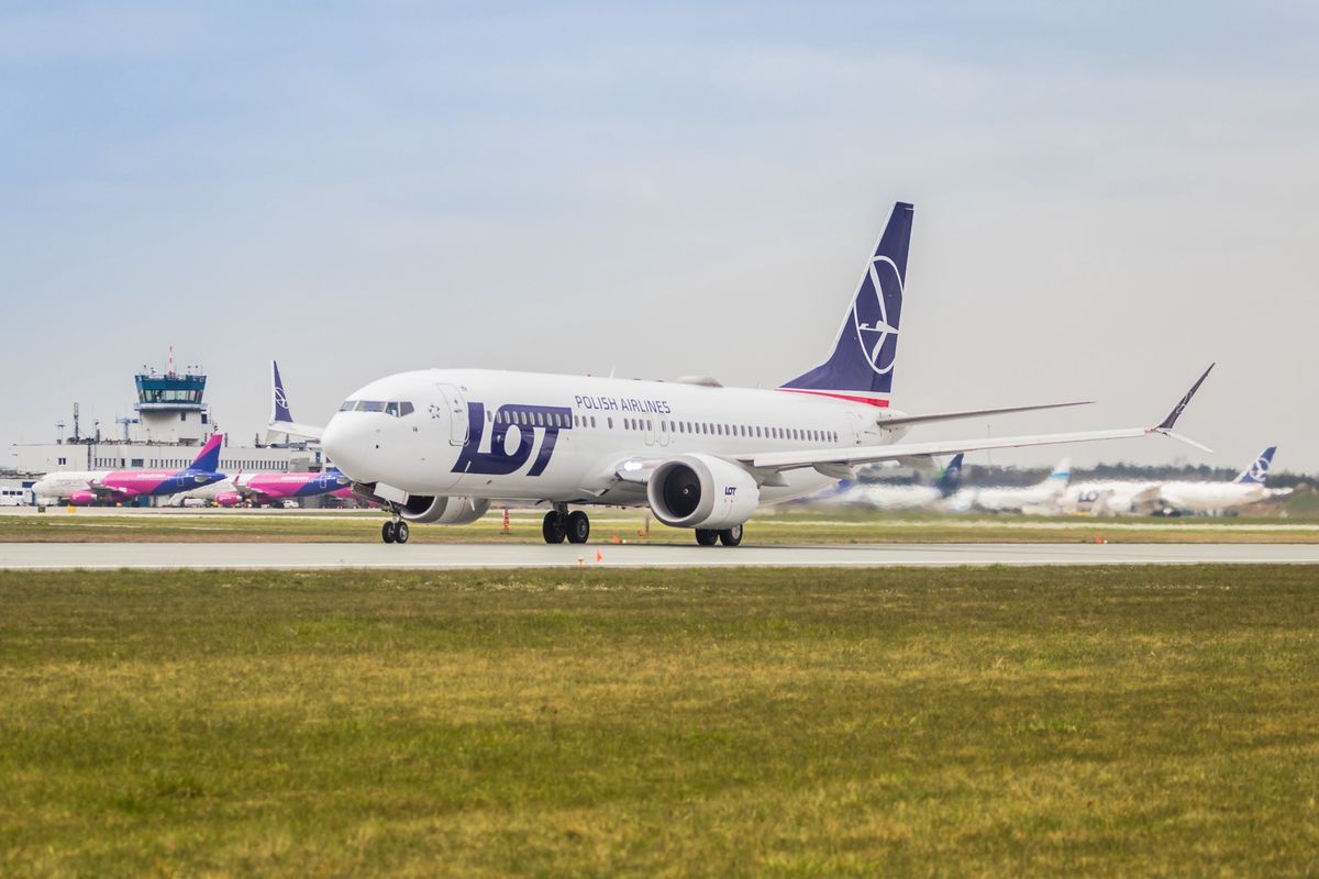 Śląskie. Samoloty PLL LOT polecą latem 2021 z Pyrzowic do Podgoricy oraz Tirany. 