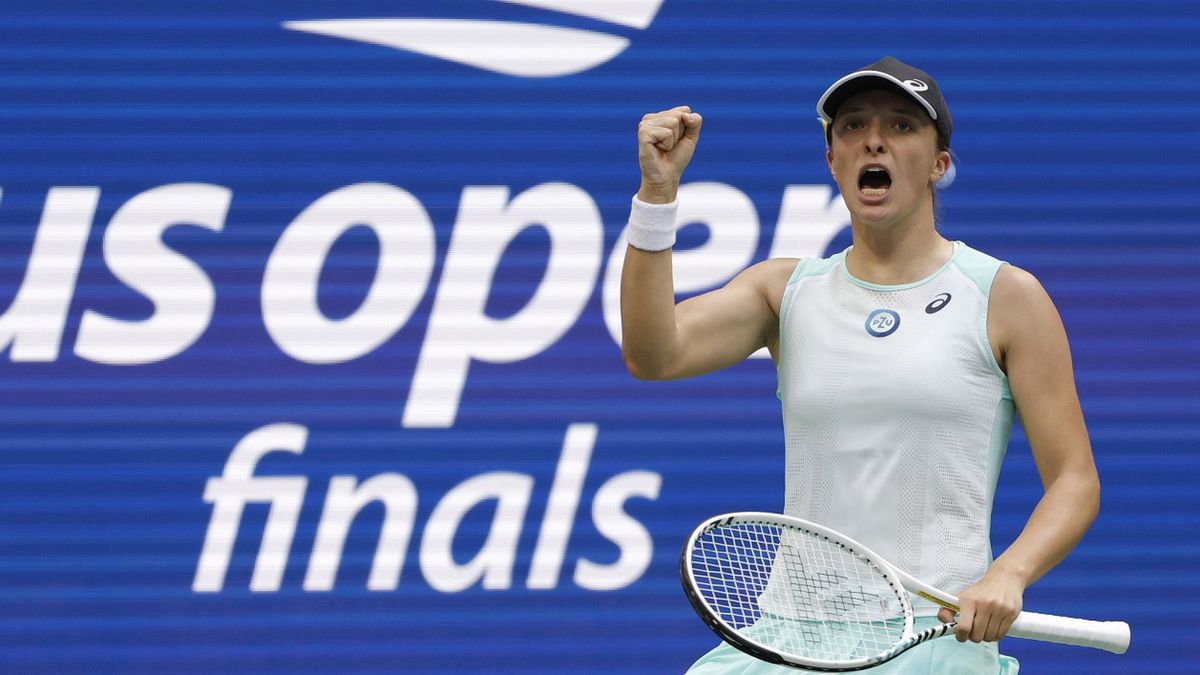 PAP/EPA / JASON SZENES / Na zdjęciu: Iga Świątek