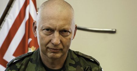 Gen. Różański o Frasyniuku. "Krytykujmy osoby wydające rozkazy"