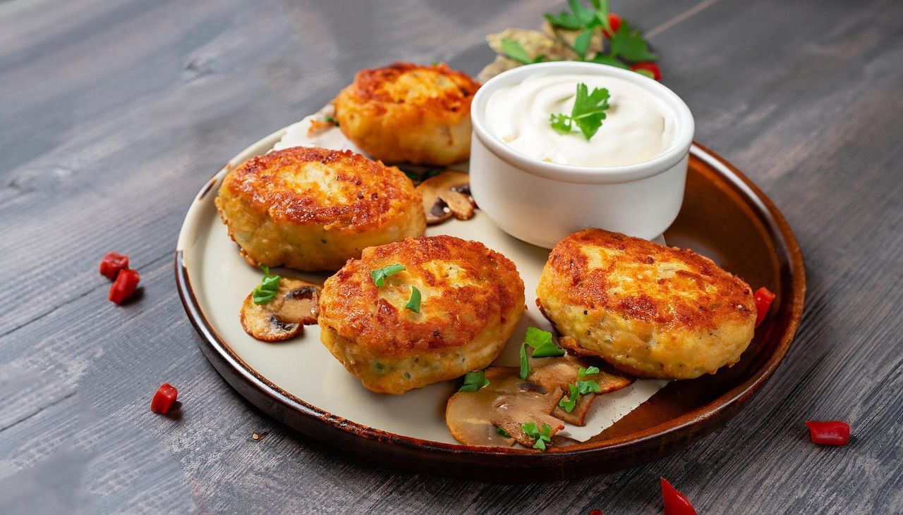 Bułeczki cheeseburgerowe - istna petarda z patelni